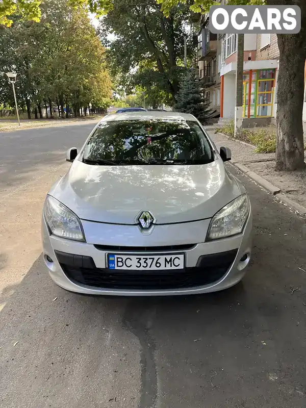 Хетчбек Renault Megane 2011 1.46 л. Автомат обл. Харківська, Харків - Фото 1/8