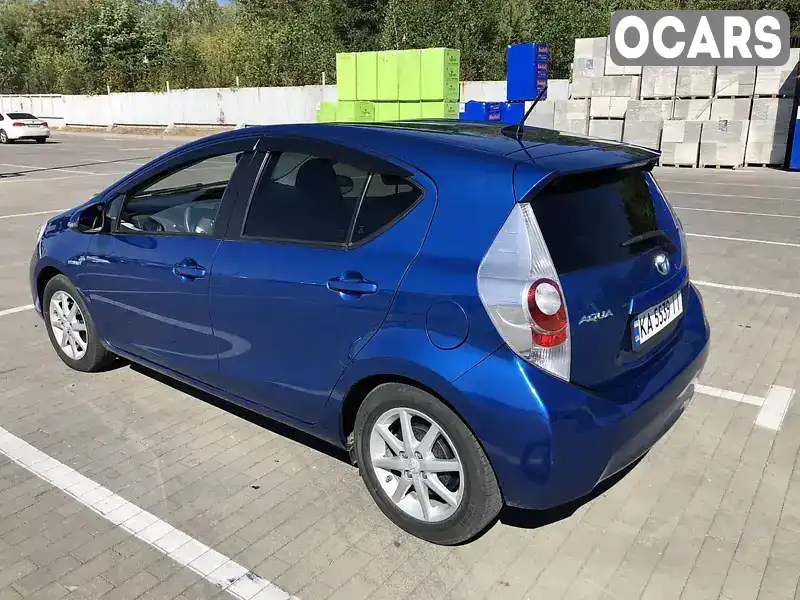 Хэтчбек Toyota Aqua 2013 1.5 л. Автомат обл. Киевская, Киев - Фото 1/21