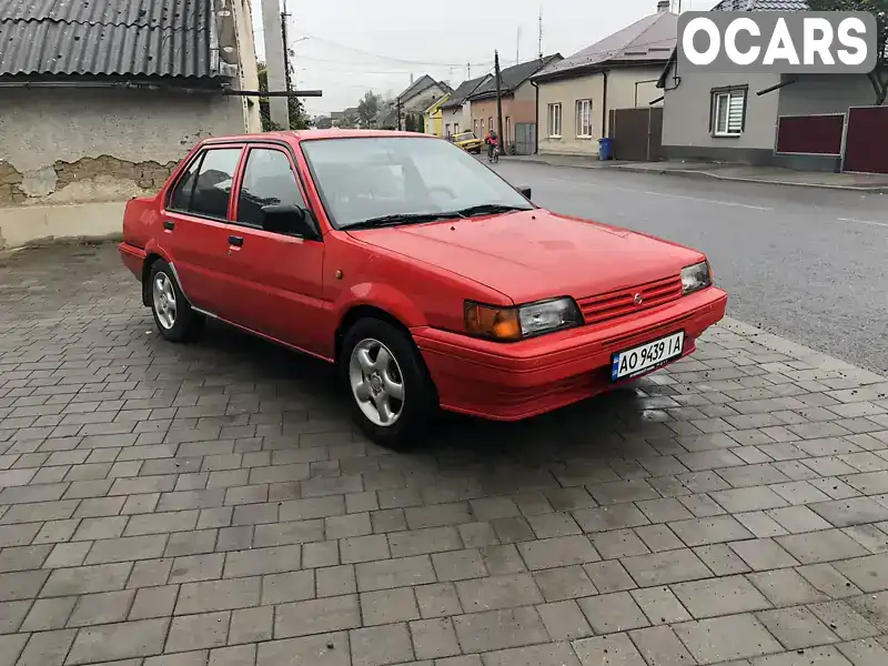 Седан Nissan Sunny 1986 1.68 л. Ручная / Механика обл. Закарпатская, Виноградов - Фото 1/15