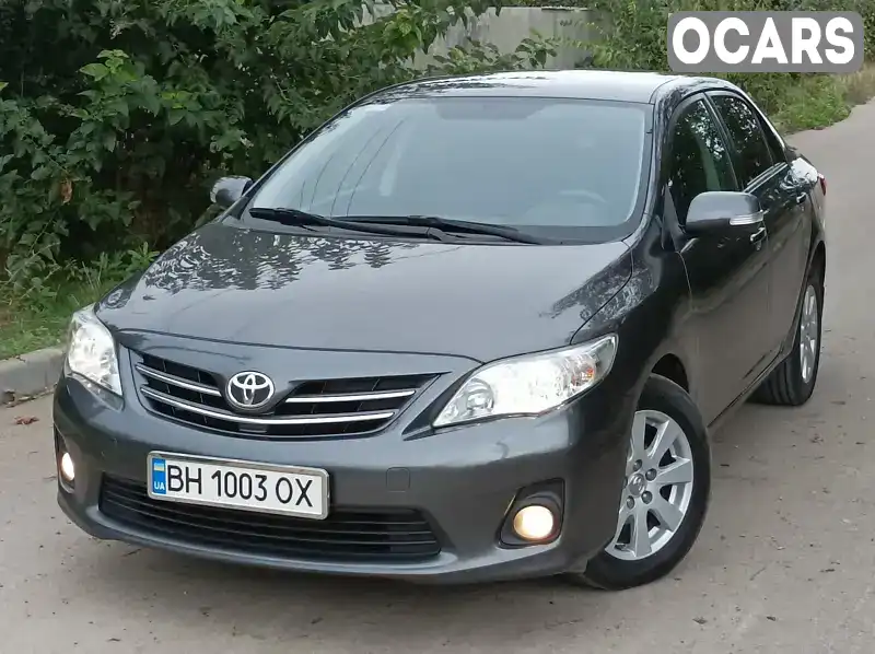 Седан Toyota Corolla 2013 1.6 л. Автомат обл. Одеська, Одеса - Фото 1/11