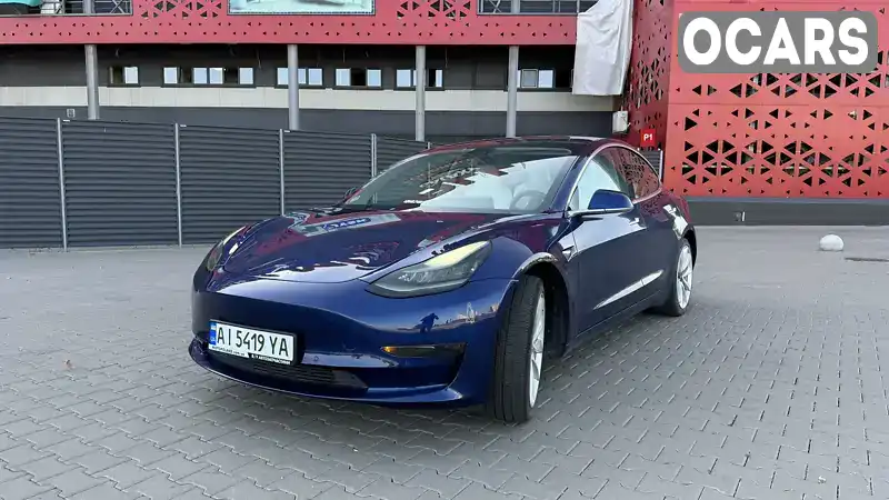 Седан Tesla Model 3 2019 null_content л. обл. Київська, Київ - Фото 1/20