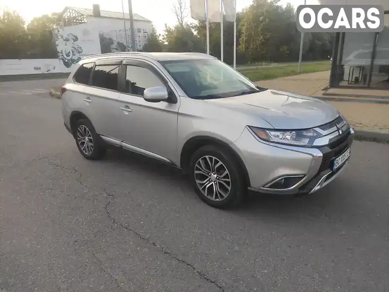 Позашляховик / Кросовер Mitsubishi Outlander 2018 2.36 л. обл. Львівська, Львів - Фото 1/21