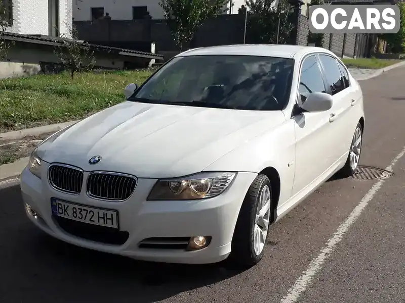 Седан BMW 3 Series 2011 2 л. Автомат обл. Рівненська, Рівне - Фото 1/15