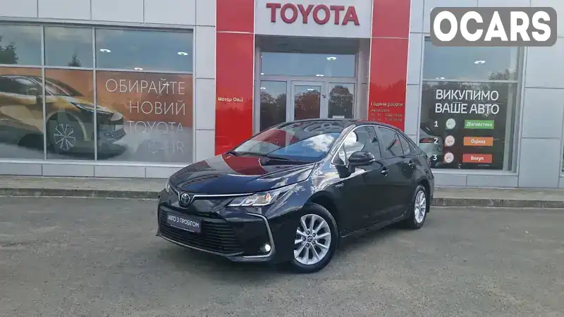 Седан Toyota Corolla 2021 1.8 л. Вариатор обл. Кировоградская, Кропивницкий (Кировоград) - Фото 1/18