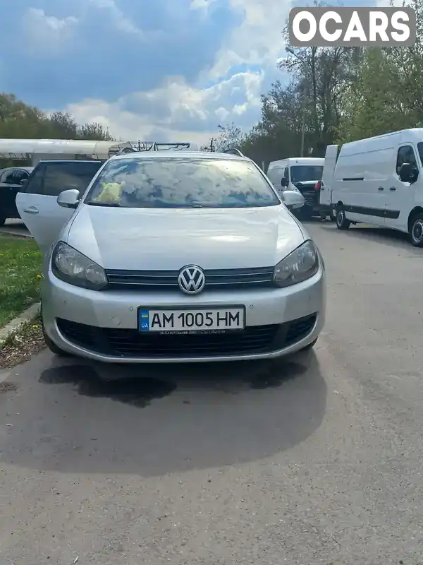 Універсал Volkswagen Golf 2010 1.6 л. Ручна / Механіка обл. Житомирська, Бердичів - Фото 1/7