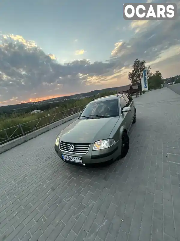 Універсал Volkswagen Passat 2001 1.9 л. Автомат обл. Рівненська, Рівне - Фото 1/21