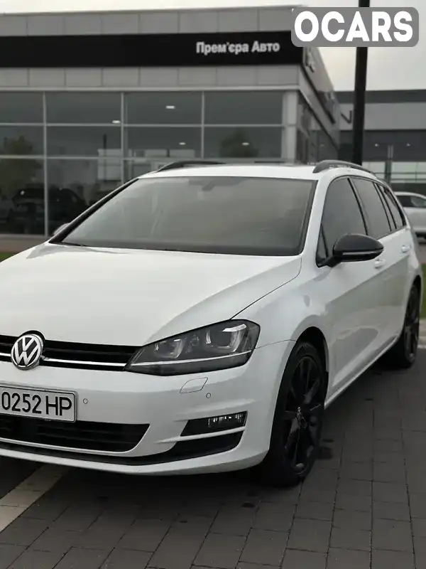 Універсал Volkswagen Golf 2015 2 л. Автомат обл. Закарпатська, Ужгород - Фото 1/21