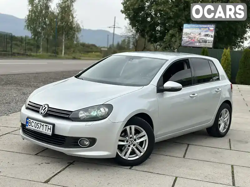 Хетчбек Volkswagen Golf 2011 1.6 л. Ручна / Механіка обл. Львівська, Львів - Фото 1/21