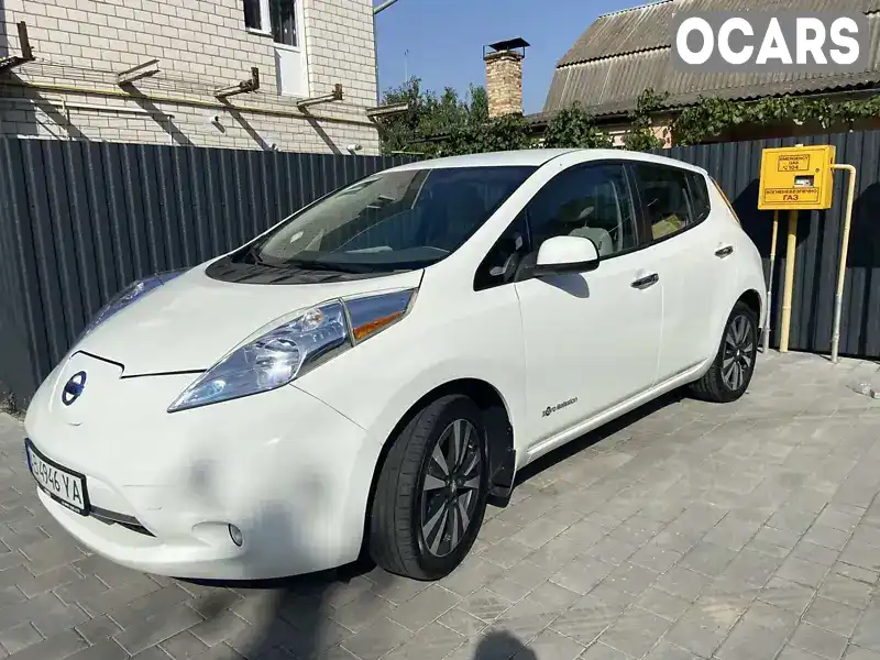 Хэтчбек Nissan Leaf 2016 null_content л. обл. Винницкая, Винница - Фото 1/19