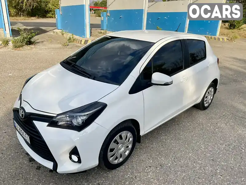 Хэтчбек Toyota Yaris 2015 1.33 л. Автомат обл. Харьковская, Харьков - Фото 1/21