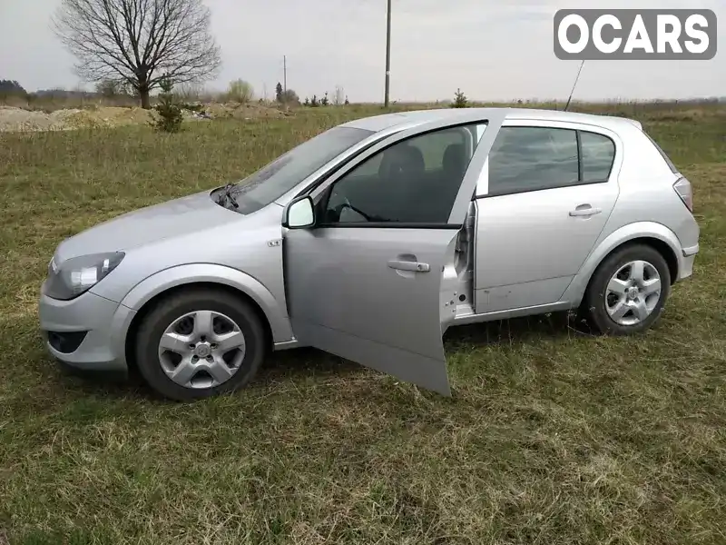 Хетчбек Opel Astra 2010 1.69 л. Ручна / Механіка обл. Львівська, Львів - Фото 1/5