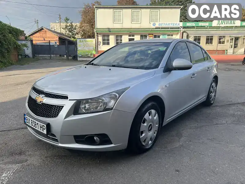 Седан Chevrolet Cruze 2012 1.8 л. Автомат обл. Хмельницька, Хмельницький - Фото 1/16