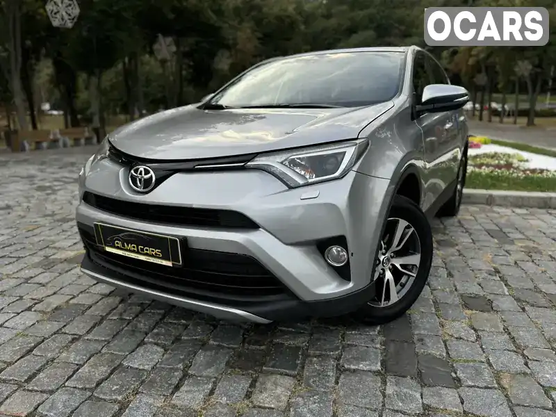 Внедорожник / Кроссовер Toyota RAV4 2017 2.2 л. Автомат обл. Киевская, Киев - Фото 1/21