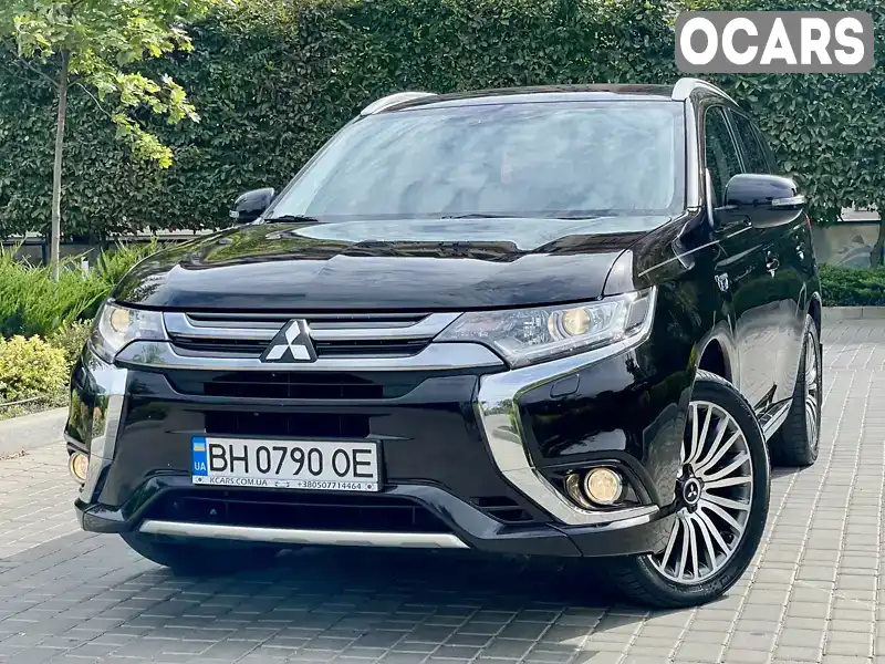 Позашляховик / Кросовер Mitsubishi Outlander 2017 2 л. Автомат обл. Одеська, Одеса - Фото 1/21