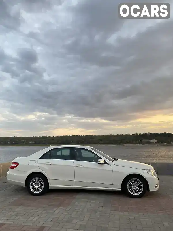 Седан Mercedes-Benz E-Class 2010 1.8 л. Автомат обл. Запорізька, Запоріжжя - Фото 1/21