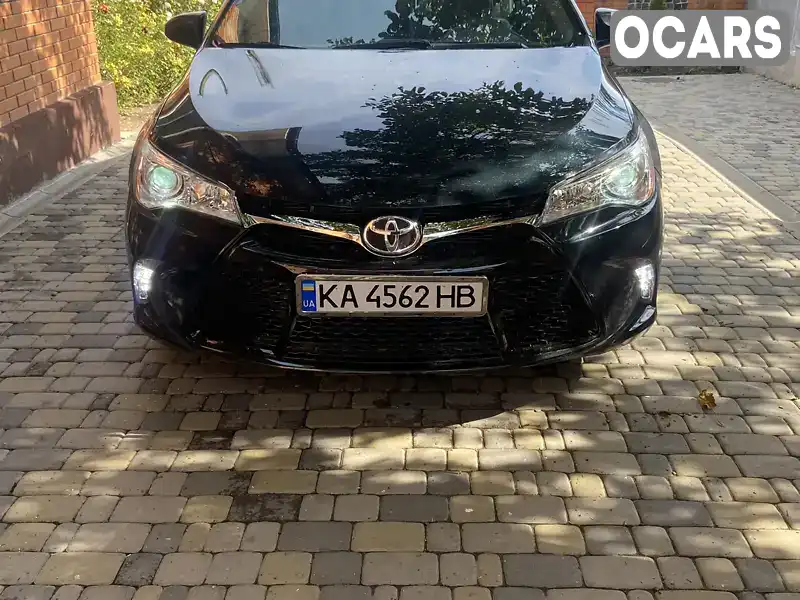 Седан Toyota Camry 2015 2.5 л. Автомат обл. Киевская, Вышгород - Фото 1/9