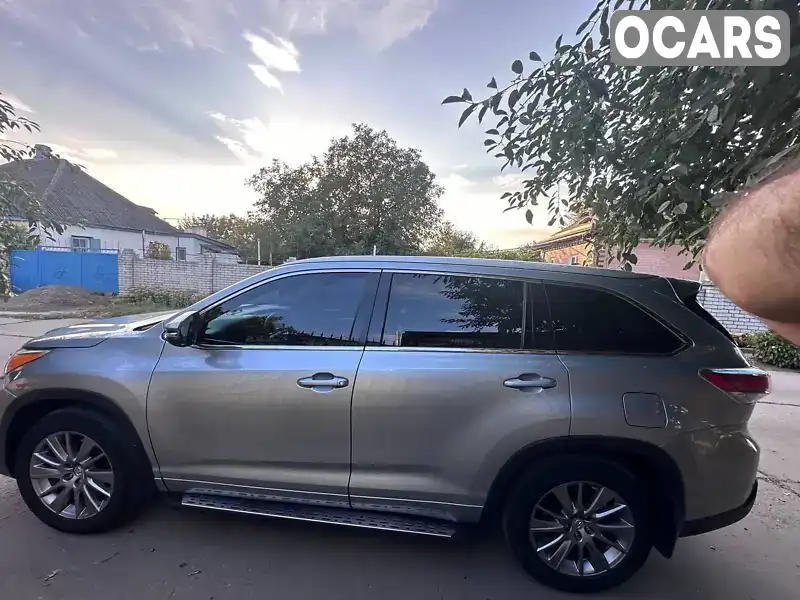 Внедорожник / Кроссовер Toyota Highlander 2014 2.7 л. обл. Черкасская, Черкассы - Фото 1/9