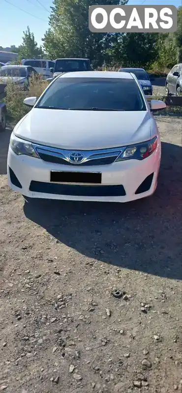 Седан Toyota Camry 2013 2.49 л. Автомат обл. Житомирская, Житомир - Фото 1/21