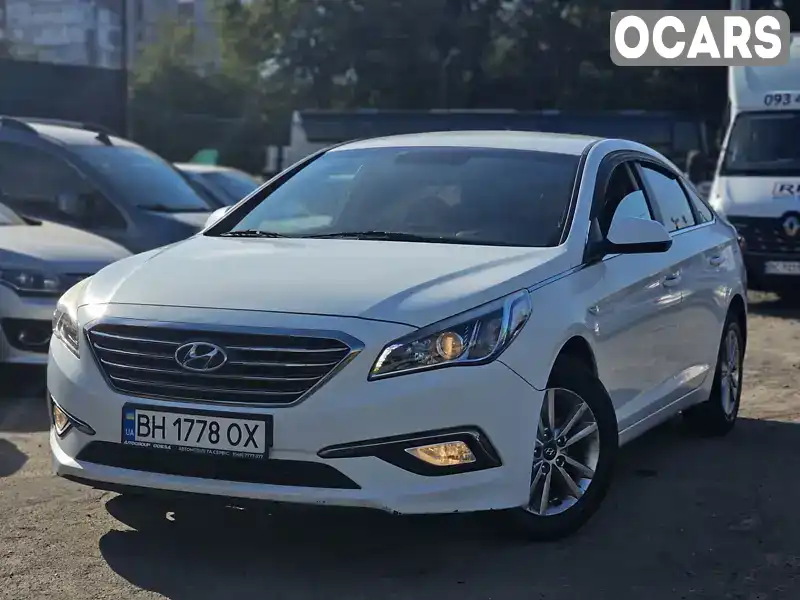 Седан Hyundai Sonata 2016 2 л. Автомат обл. Львівська, Львів - Фото 1/15