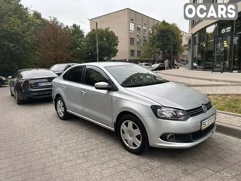 Седан Volkswagen Polo 2011 1.6 л. Ручная / Механика обл. Львовская, Львов - Фото 1/6