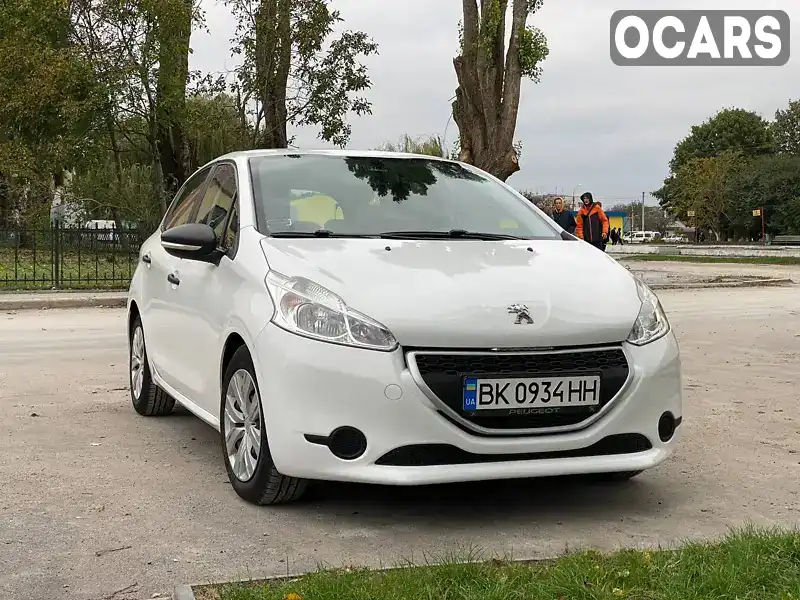 Хэтчбек Peugeot 208 2013 1.4 л. Ручная / Механика обл. Хмельницкая, Теофиполь - Фото 1/16