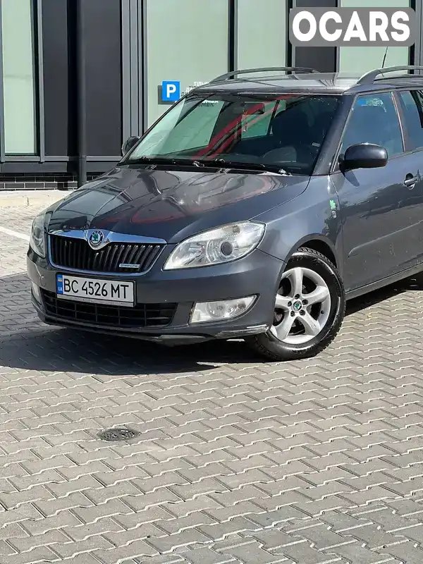 Универсал Skoda Fabia 2011 1.2 л. Ручная / Механика обл. Львовская, Львов - Фото 1/17