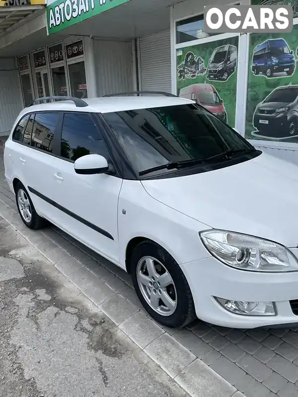 Універсал Skoda Fabia 2010 1.2 л. Ручна / Механіка обл. Миколаївська, Первомайськ - Фото 1/21