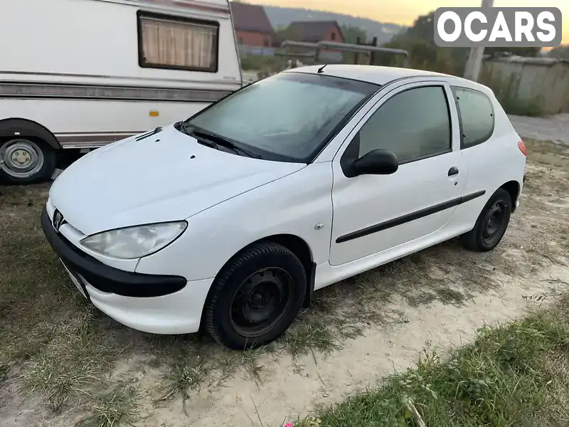 Хэтчбек Peugeot 206 2005 1.4 л. Ручная / Механика обл. Киевская, Киев - Фото 1/9