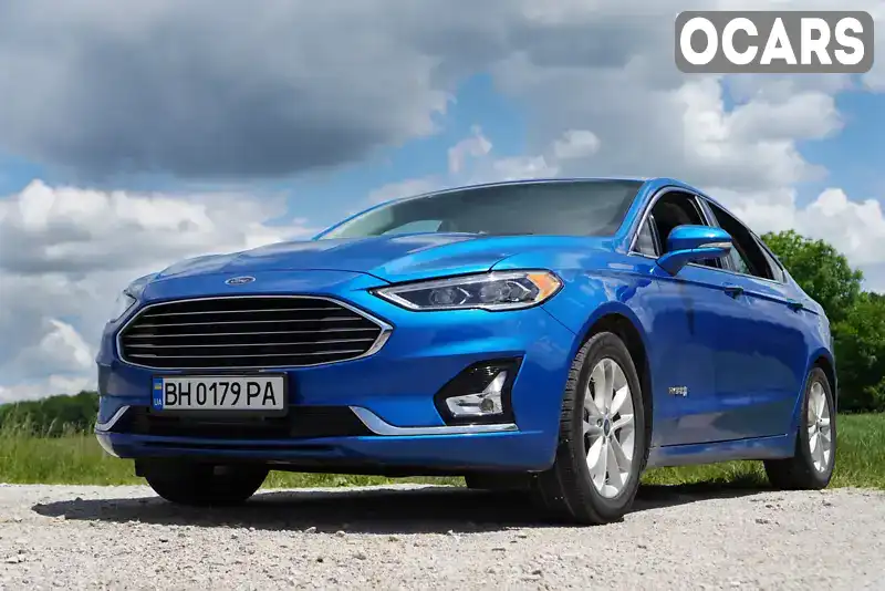 Седан Ford Fusion 2019 2 л. Варіатор обл. Одеська, Одеса - Фото 1/21