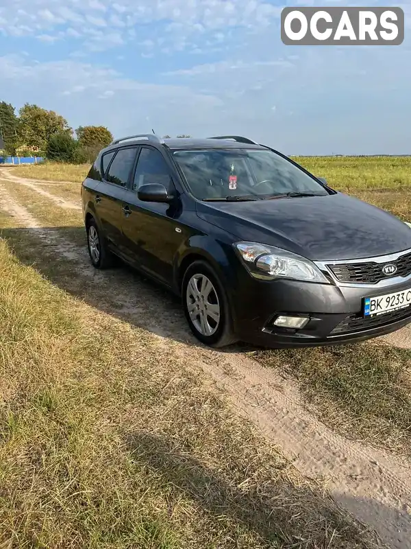 Універсал Kia Ceed 2010 1.58 л. Ручна / Механіка обл. Рівненська, Радивилів - Фото 1/13