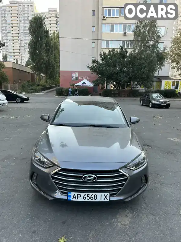 Седан Hyundai Elantra 2017 2 л. Автомат обл. Киевская, Киев - Фото 1/16