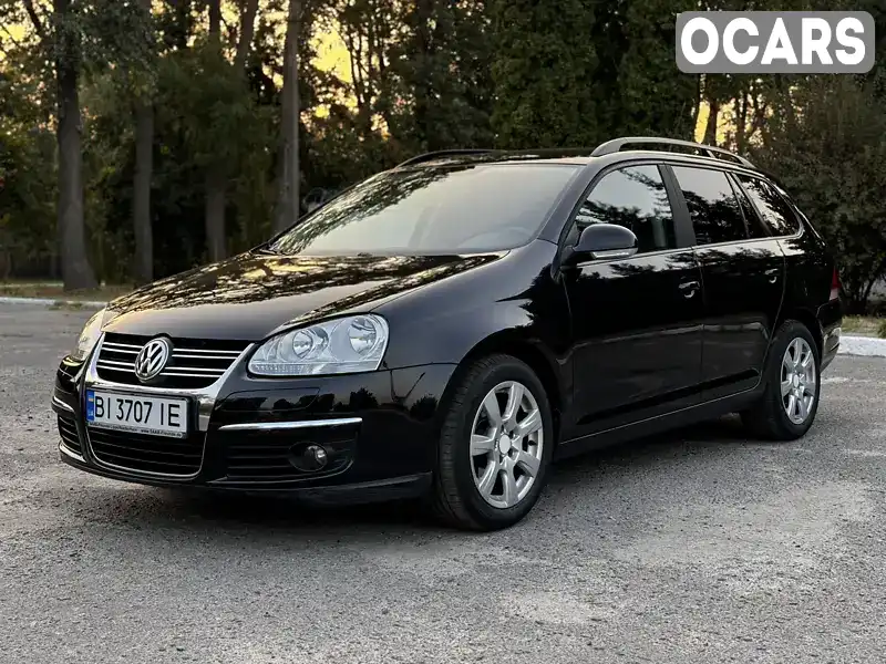 Універсал Volkswagen Golf 2008 1.6 л. Ручна / Механіка обл. Полтавська, Лубни - Фото 1/21