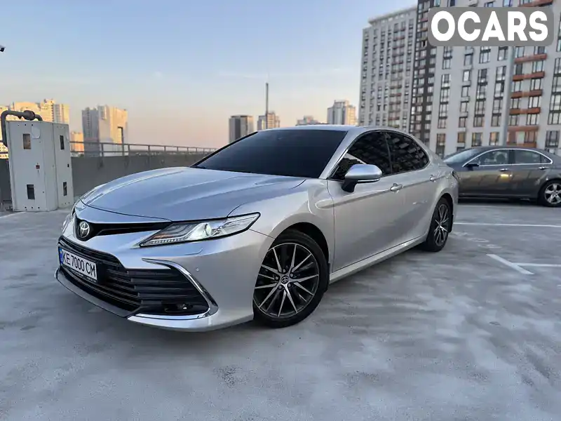 Седан Toyota Camry 2021 2.49 л. Автомат обл. Київська, Київ - Фото 1/19