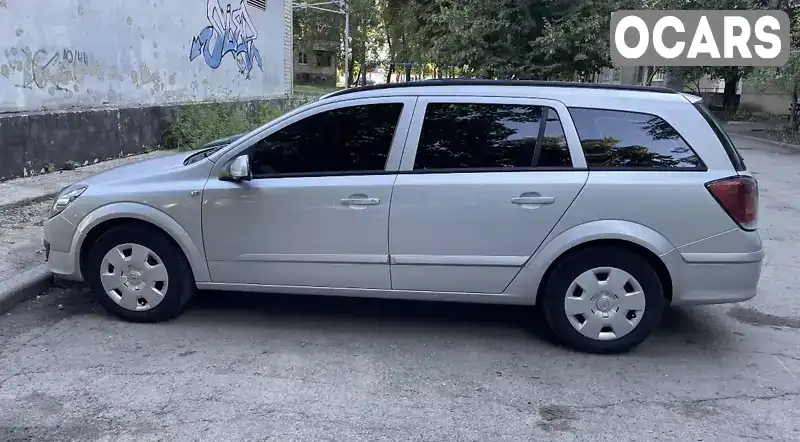 Універсал Opel Astra 2005 1.6 л. Ручна / Механіка обл. Харківська, Лозова - Фото 1/4