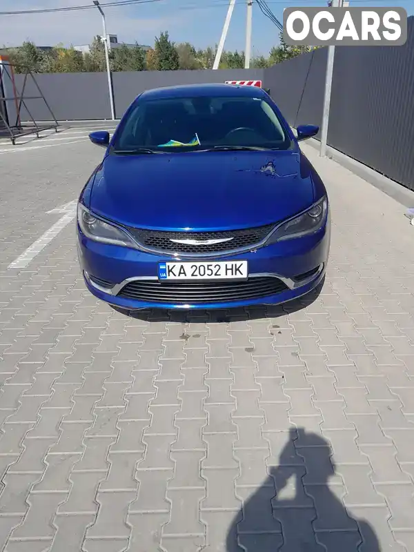 Седан Chrysler 200 2015 2.36 л. Автомат обл. Київська, Київ - Фото 1/21