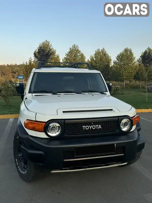 Внедорожник / Кроссовер Toyota FJ Cruiser 2008 4 л. Автомат обл. Киевская, Киев - Фото 1/14