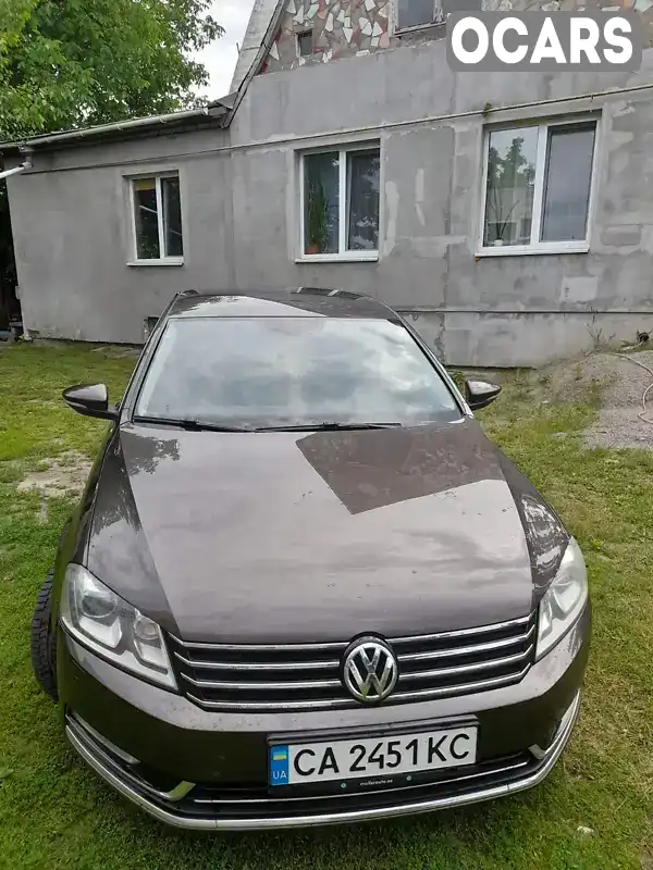 Седан Volkswagen Passat 2012 1.8 л. Автомат обл. Черкаська, Черкаси - Фото 1/12