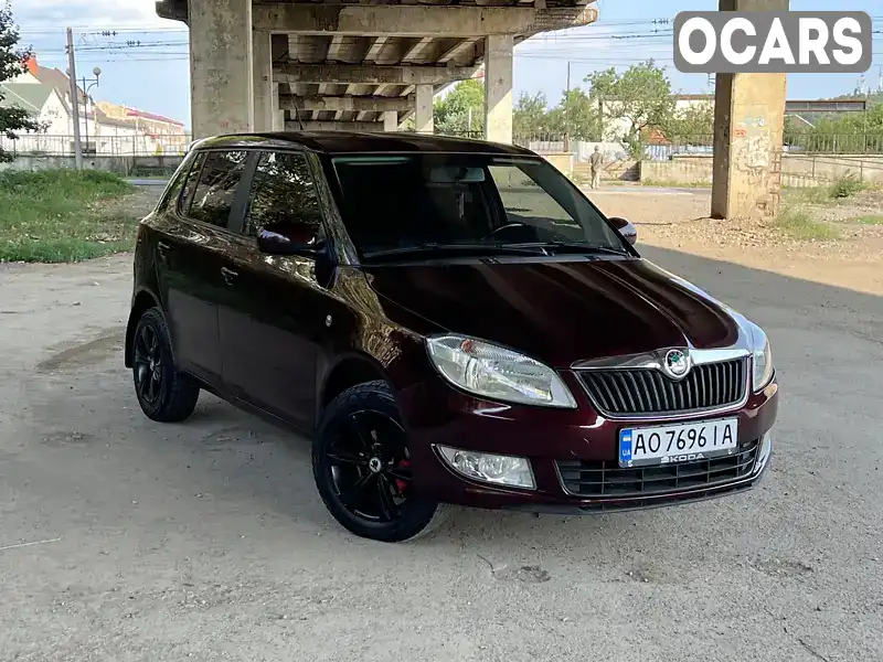 Хэтчбек Skoda Fabia 2010 1.39 л. Ручная / Механика обл. Закарпатская, Мукачево - Фото 1/19