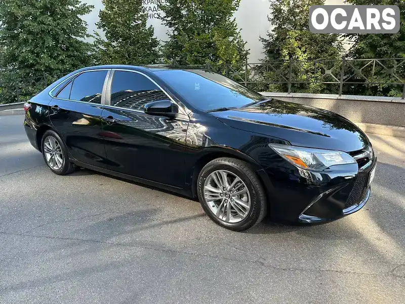 Седан Toyota Camry 2015 2.5 л. Автомат обл. Київська, Київ - Фото 1/21