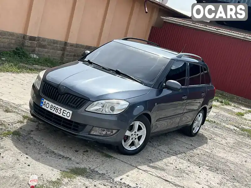 Універсал Skoda Fabia 2011 1.2 л. Ручна / Механіка обл. Закарпатська, Мукачево - Фото 1/21