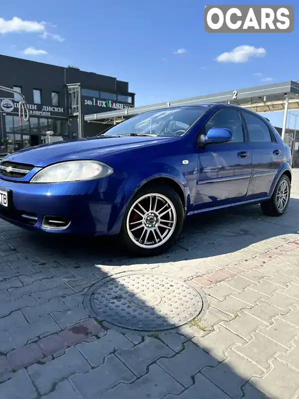 Хэтчбек Chevrolet Lacetti 2004 1.6 л. Ручная / Механика обл. Львовская, Львов - Фото 1/13