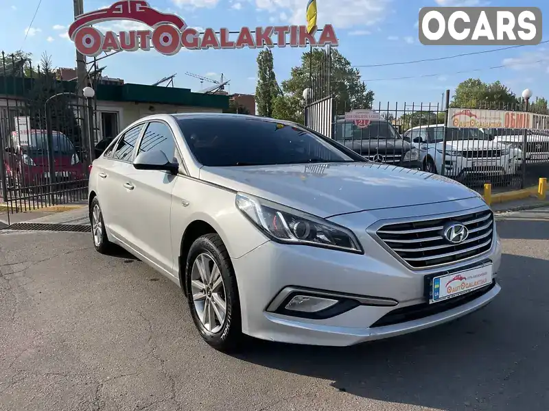 Седан Hyundai Sonata 2015 2 л. Автомат обл. Миколаївська, Миколаїв - Фото 1/21