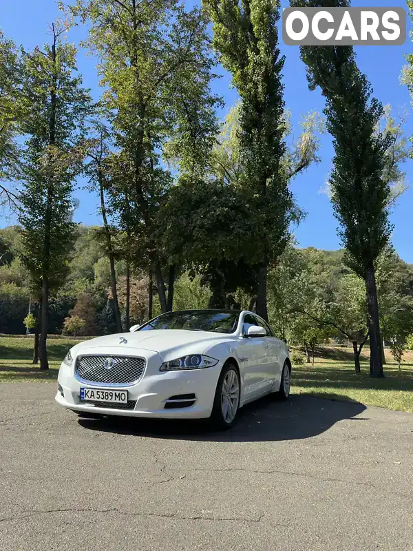 Седан Jaguar XJ 2013 3 л. Автомат обл. Киевская, Киев - Фото 1/20