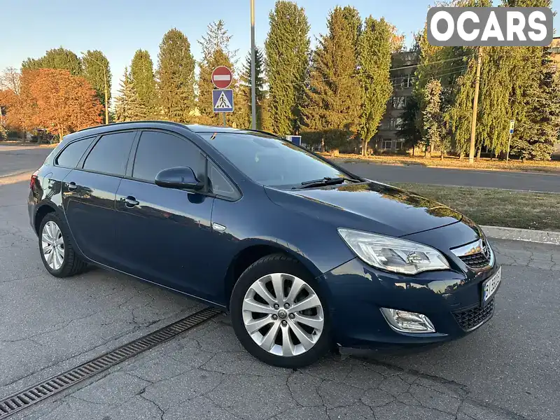 Універсал Opel Astra 2011 1.4 л. Ручна / Механіка обл. Полтавська, Миргород - Фото 1/21