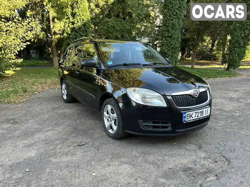 Универсал Skoda Fabia 2009 1.6 л. Автомат обл. Ровенская, Дубно - Фото 1/21