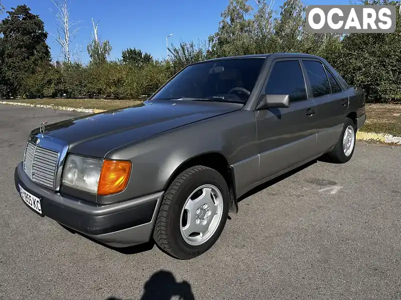 Седан Mercedes-Benz E-Class 1989 2.3 л. Автомат обл. Киевская, Буча - Фото 1/20