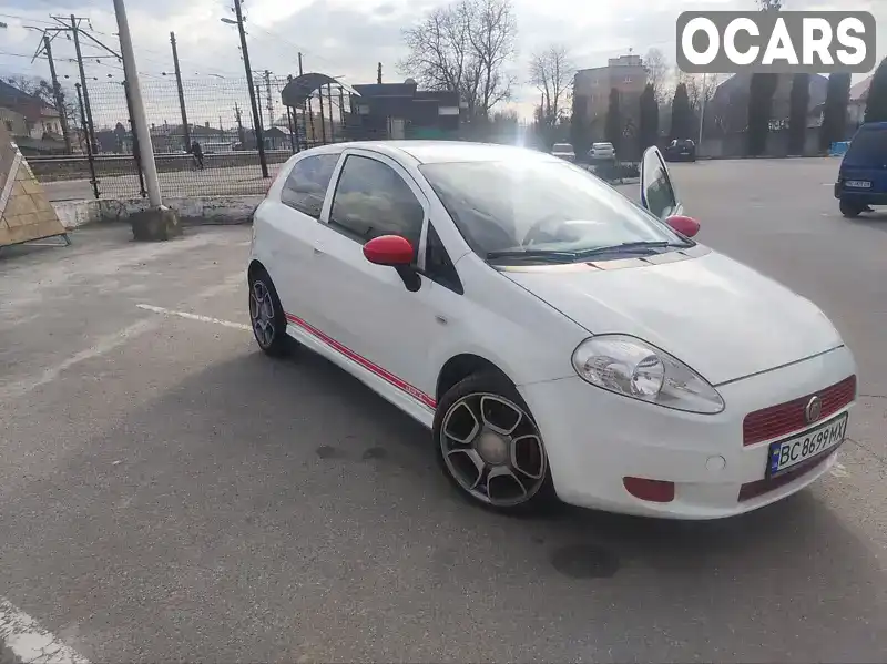 Хэтчбек Fiat Punto 2010 1.25 л. Ручная / Механика обл. Львовская, Стрый - Фото 1/12