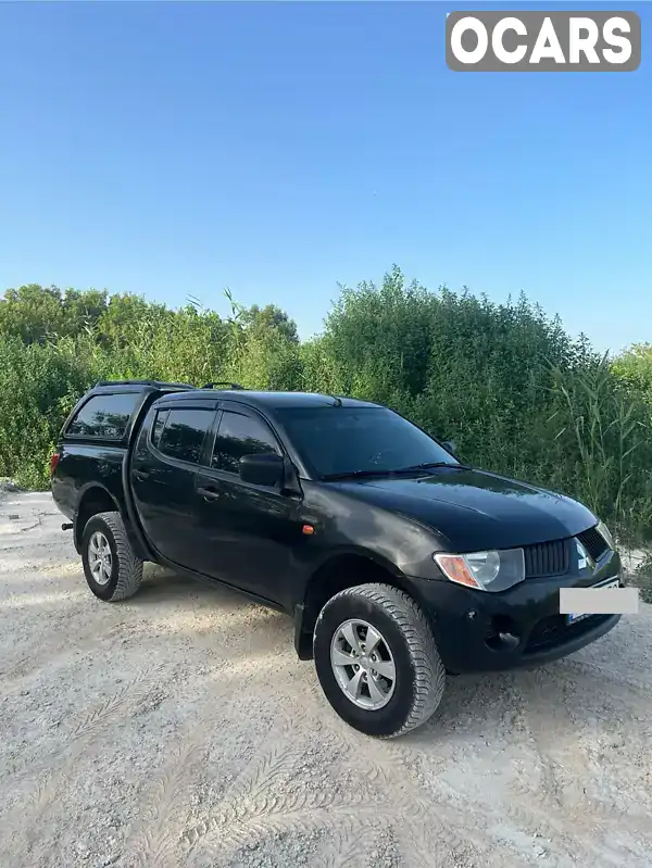 Пикап Mitsubishi L 200 2007 2.5 л. Ручная / Механика обл. Черкасская, Смела - Фото 1/21