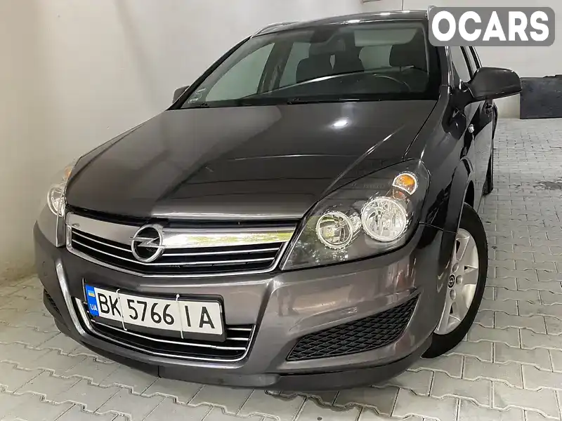 Универсал Opel Astra 2010 1.69 л. Ручная / Механика обл. Ровенская, Заречное - Фото 1/21