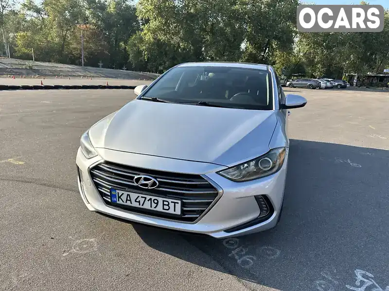 Седан Hyundai Elantra 2017 2 л. Автомат обл. Київська, Київ - Фото 1/16